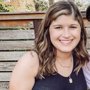 Meet your Posher, Laynee